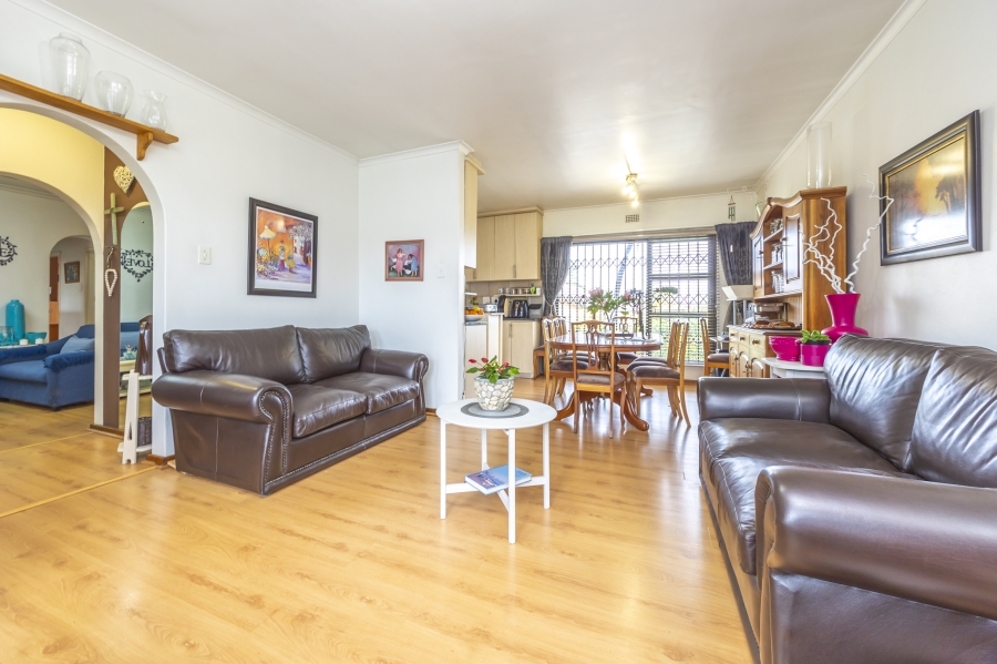 3 Bedroom Property for Sale in Sonnekuil Western Cape